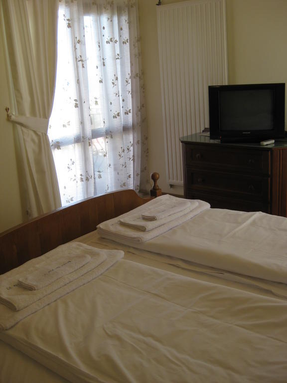 V3 Villa Eforie Nord Δωμάτιο φωτογραφία