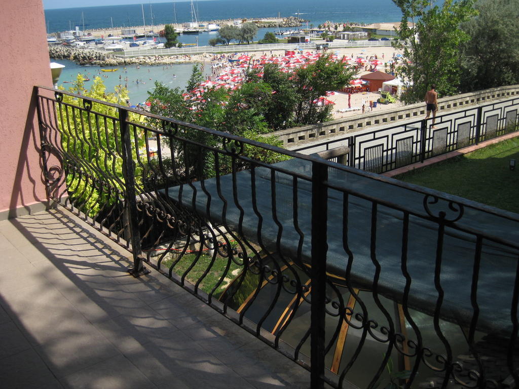 V3 Villa Eforie Nord Δωμάτιο φωτογραφία